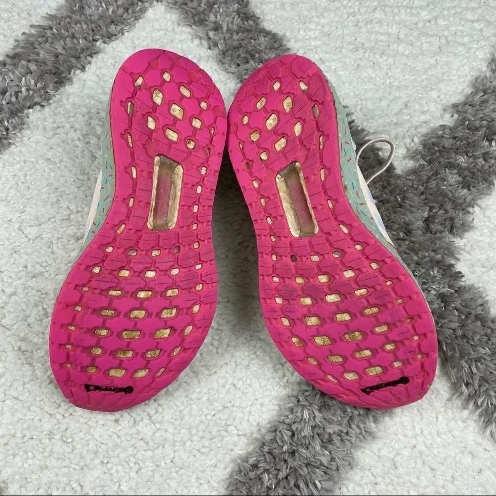 Girls Adidas Shoes    - Picture 4 of 7